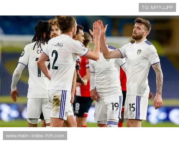 球队训练课观察，阵容轮换迹象明显